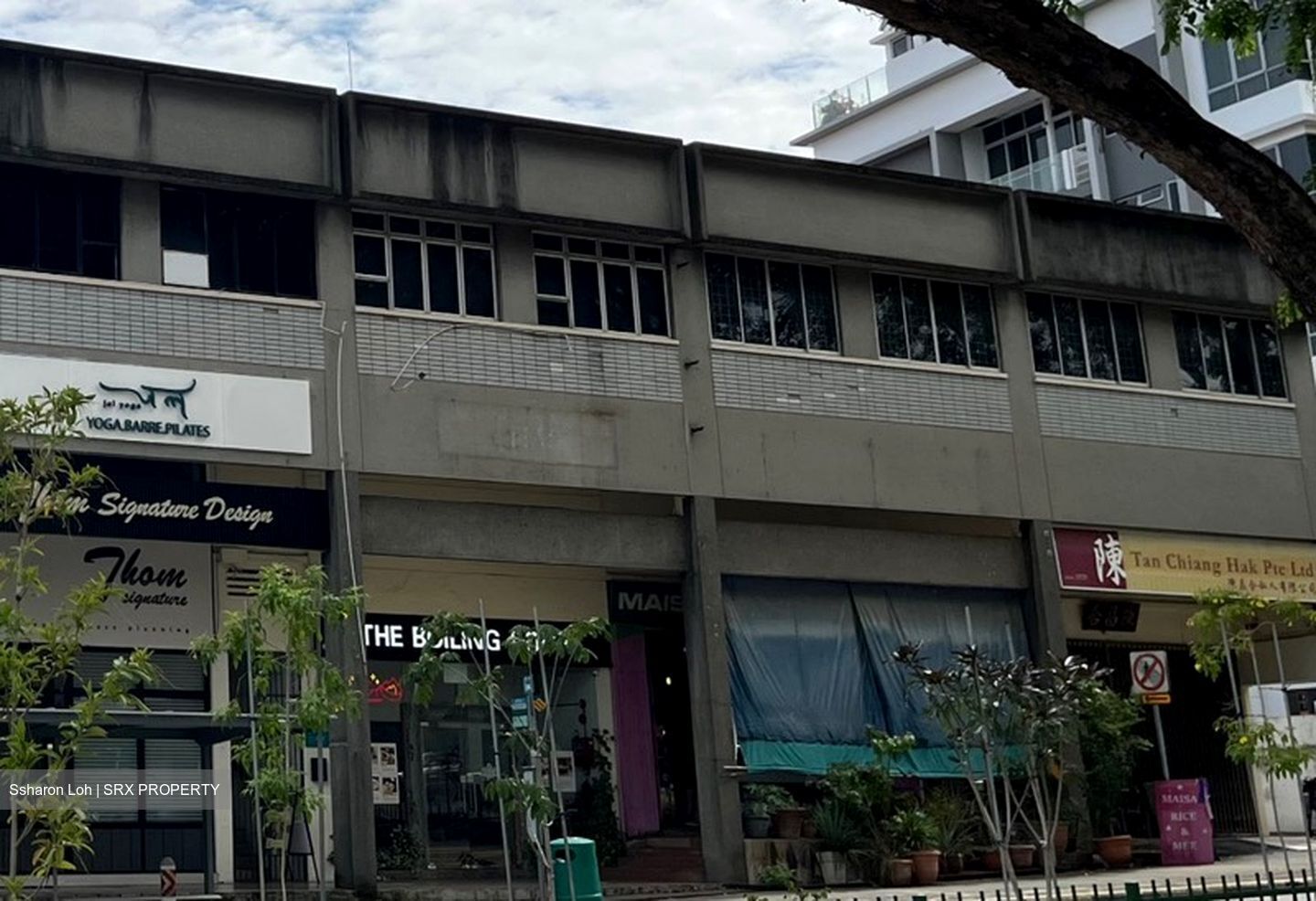 Yio Chu Kang Road (D19), Retail #621700551